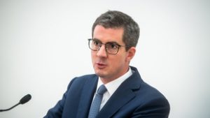 Kocsis Máté szerint az a „baloldali-liberális agresszió” végzett Charlie Kirkkel, amit Magyar Péterék képviselnek