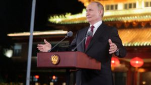 Vlagyimir Putyin: Ha Zelenszkij készen áll, jöjjön Moszkvába!