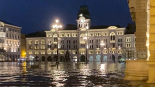 Hatalmas vihar csapott le Triesztre, elárasztotta a víz a várost