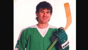 Meghalt a legendás magyar jégkorongozó, Szajlai László