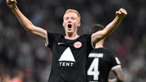 Édesanyja lekiabálta a Frankfurt játékosának fejét, mert elgondolkodott egy szaúdi ajánlaton