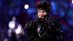 Lady Gaga nyerte az Év Előadója díjat az MTV Video Music Awards gáláján
