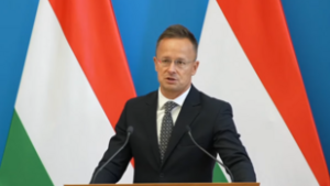 Az Egyesült Arab Emírségek külkereskedelmi miniszterével tárgyalt Szijjártó Péter