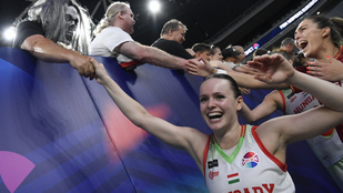 Nagy elismerésben részesült a női kosárlabda-válogatott játékosa