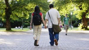 A nők a csúnya férfiaktól várják a megváltást, hódít a „shrekking”