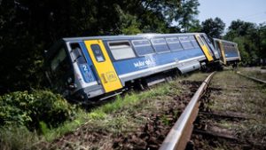 Lázár János is megszólalt a Magyarkútnál kisiklott vonatról, átfogó vizsgálatot kért a MÁV vezetésétől