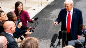 Csendre intette az újságírót Donald Trump, mert neki nem tetszőt kérdezett