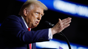 „Valami lóg a levegőben, mert Donald Trump egyre jobban látja, hogy Oroszország átverte őt”