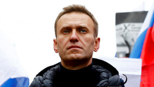 Lebontották Alekszej Navalnij emlékhelyét az Andrássyn, megszólalt az orosz nagykövetség