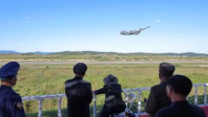 Pokoli fegyvert leplezett le Észak-Korea, ez lehet az Oroszországgal kötött szövetség eredménye