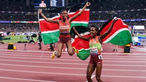 Kenyai házi csatában Beatrice Chebet lehajrázta Faith Kipyegont 5000 méteren a tokiói vb-n