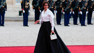 Vizsgálat indult egy miniszter 160 millió forintot érő, elhallgatott ékszerei körül