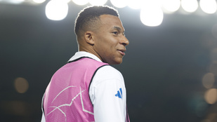 Közel a kínai határhoz triplázott Kylian Mbappé és nyert BL-meccset a Real Madrid