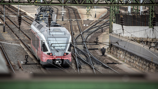 Karbantartás lesz a Hatvant érintő vasútvonalakon, változik a menetrend hétvégén
