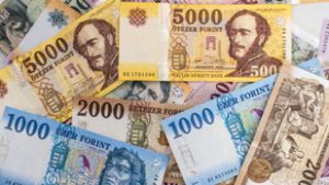 Megnézheti magának: a KSH jelentése szerint ennyivel keres többet, mint tavaly