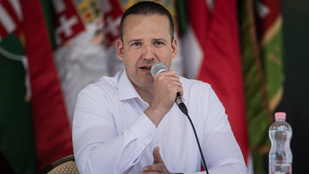 Toroczkai László aláírná Magyar Péter választási nyilatkozatát, egy feltétellel