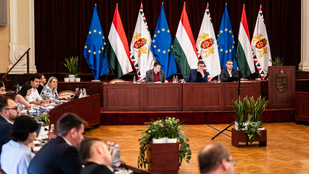 Óriási balhé jöhet Budapesten, a forgalom megbénulhat, a képviselők egymásnak eshetnek