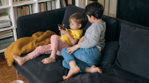 Digitális pánik: a három legnagyobb szülői hiba, amit szinte mindenki elkövet