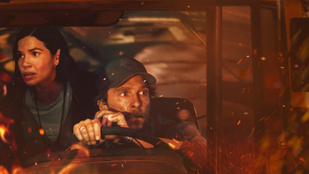 Buszsofőrként járja meg a poklok poklát Matthew McConaughey ebben az új filmben
