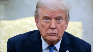 Donald Trump arcképe kerülhet az új egydolláros érmére