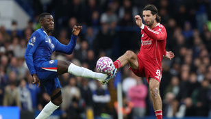 Megint az utolsó pillanatban kapott gólt, a Chelsea ellen is pont nélkül maradt a Liverpool