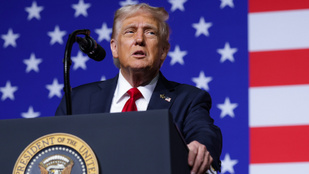 Donald Trump arcával díszített egydollárost készítenének jövőre Amerikában