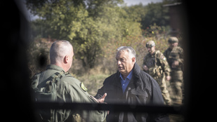 Orbán Viktor hadgyakorlaton vett részt