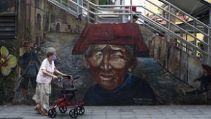 Vészesen öregedik az ország, bevetik a mesterséges intelligenciát