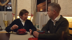 „Be kell lépni a Fideszbe, és jelenteni a kollégákról” – súlyos ügyekről beszélt egy volt gyámügyi dolgozó