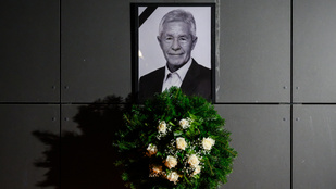 Novemberben kísérik utolsó útjára Mezey Györgyöt