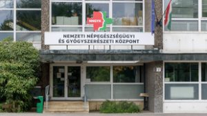 Visszaélnek a Nemzeti Népegészségügyi és Gyógyszerészeti Központ nevével