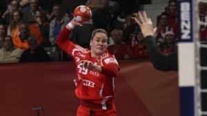 A magyar női kézisek esélyt sem adtak a cseheknek, 11 góllal nyertek Prágában
