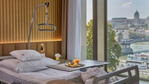 Ilyen körülmények között gyógyulhat hazánk egyik legismertebb magánkórházában