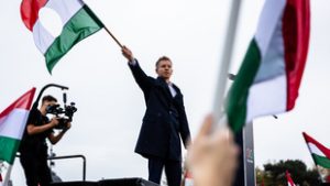 Magyar Péter: Az a fiatal férfi Orbán Viktor volt, ma már nehéz nem észrevenni a tragikus iróniát