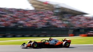 Lando Norris rajt-cél győzelmet aratott Mexikóban, és átvette a vezetést a világbajnoki pontversenyben