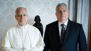Orbán Viktor elárulta, hogy milyen ajándékot vitt Leó pápának
