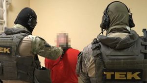 Ügyvédjére támadt a csantavéri bérgyilkos, pénzt követelt tőle, és gyilkossággal fenyegette