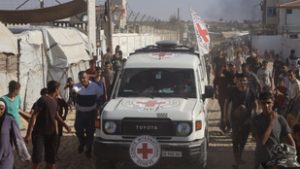 Újabb izraeli túszt adott át a Hamász, a Vöröskereszt is közbenjárt