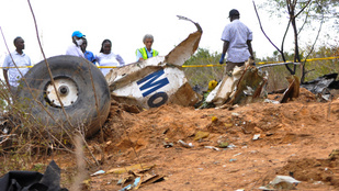 Új információk a kenyai tragédiáról, évek óta tudhattak a lezuhant kisrepülőgép hibáiról