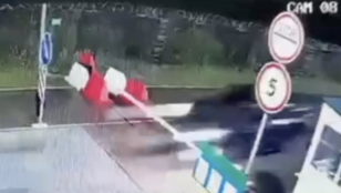 A határsorompót áttörve menekült Magyarországra egy beregszászi ügyvéd