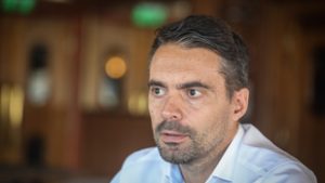 „Etikai kódexet nem egy személynek szokás megalkotnia” – Vona Gábor egyeztetés után aláírná Magyar Péter nyilatkozatát