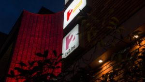 Itt a nagy bejelentés, ez a legendás műsorvezető tér vissza a TV2-höz