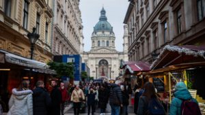 1600 forintba kerül idén a kedvezményes menü a karácsonyi vásárban, százmilliós kedvezményt kapott a szervező