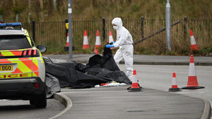 Két brit férfit tartóztattak le az Angliában történt vonatos késelés gyanúsítottjaiként