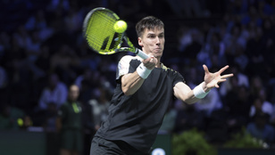 Sérülés miatt véget ért az első számú teniszezőnk idénye