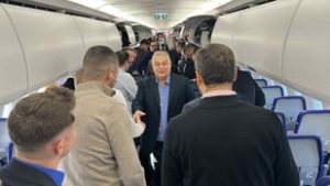 Kezdődik az évtized legfontosabb diplomáciai hadművelete: Orbán Viktor elindult Washingtonba