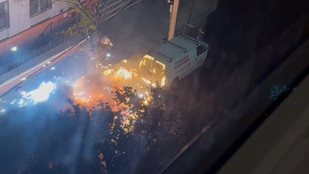 Hatalmas robbanás rázta meg New Yorkot, hét tűzoltó megsérült