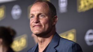 Egy bűnöző fiának piti trükkjeiért van oda fél Hollywood