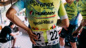 Anyagi gondok miatt megszűnik a magyar kerékpárcsapat