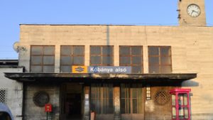 Ráncfelvarráson esik át a Kőbánya alsó vasútállomás